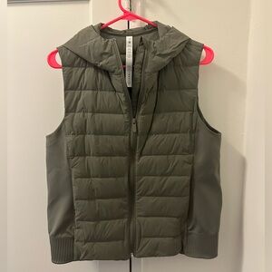 Size 10 women’s lululemon down and around vest
